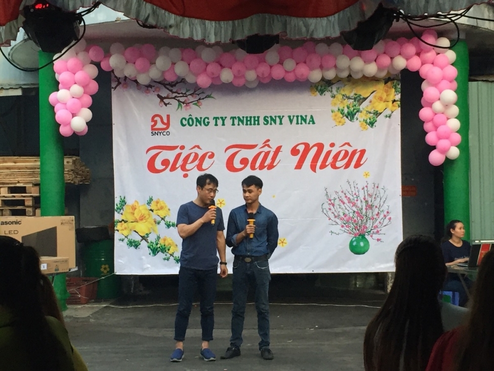 Tiệc tất niên 2017